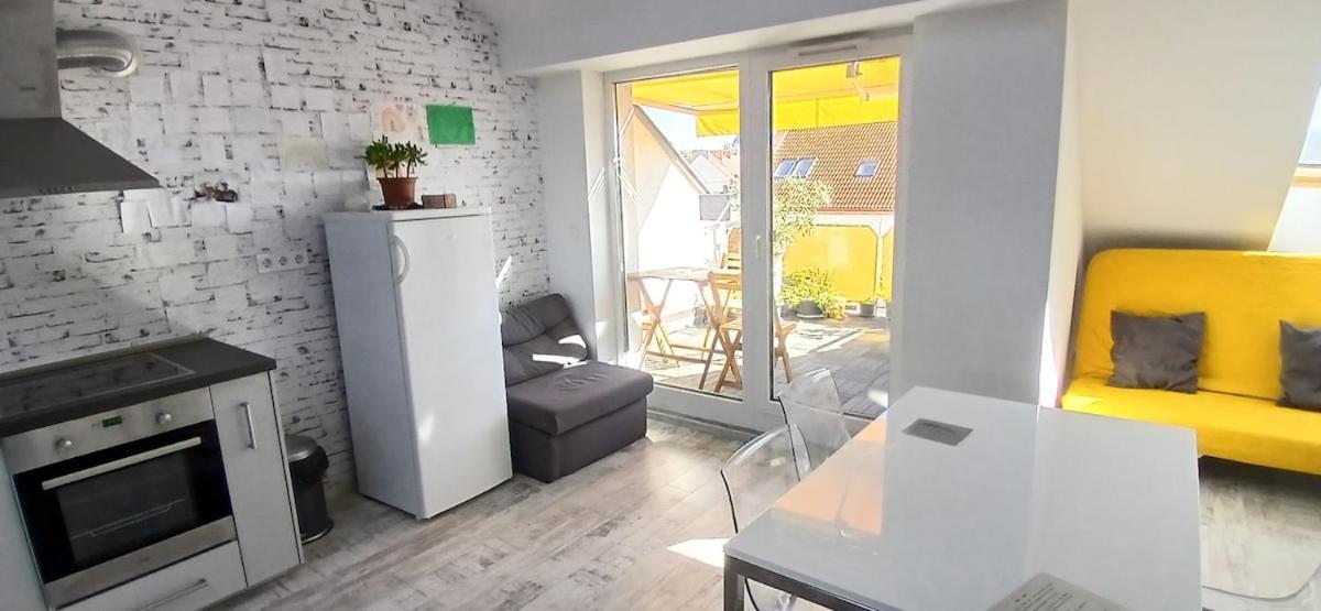 8x8 Tetőtér Apartman Szeged Exterior foto