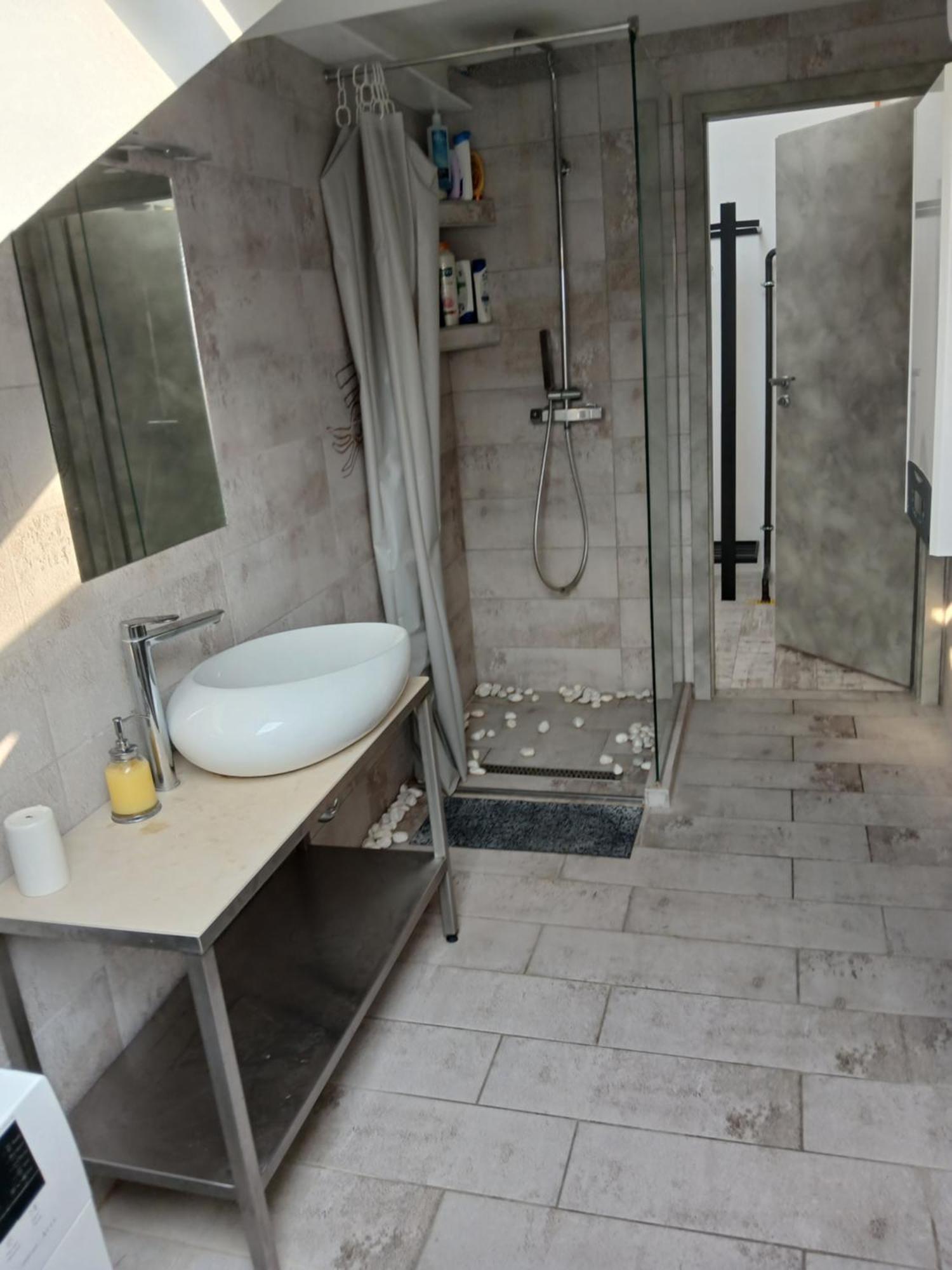 8x8 Tetőtér Apartman Szeged Exterior foto